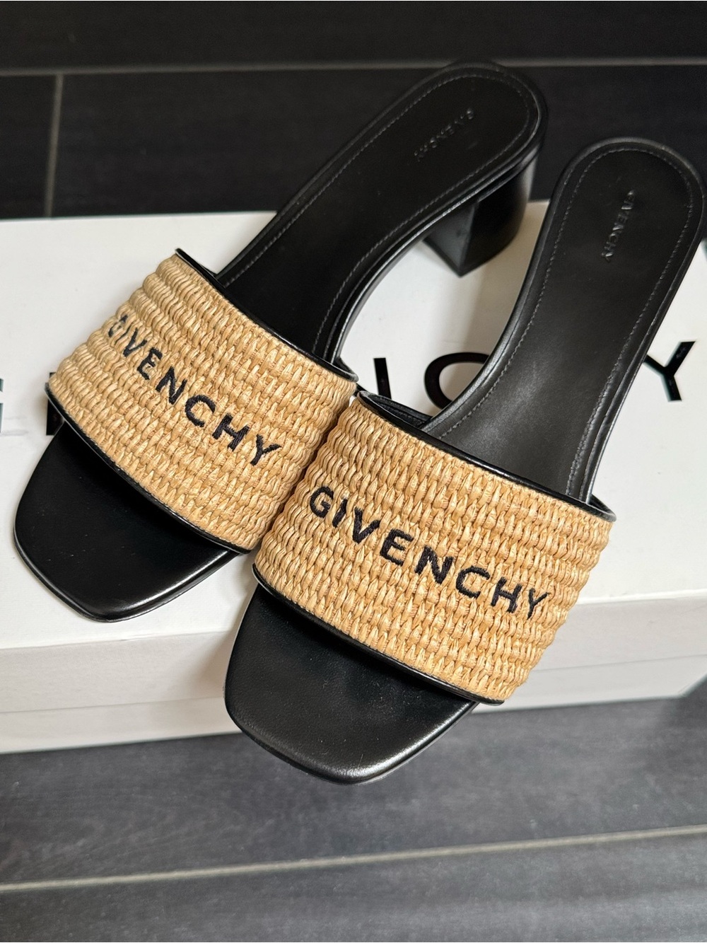 Givenchy Raffia Logo Slide Sandals 100% Authentic